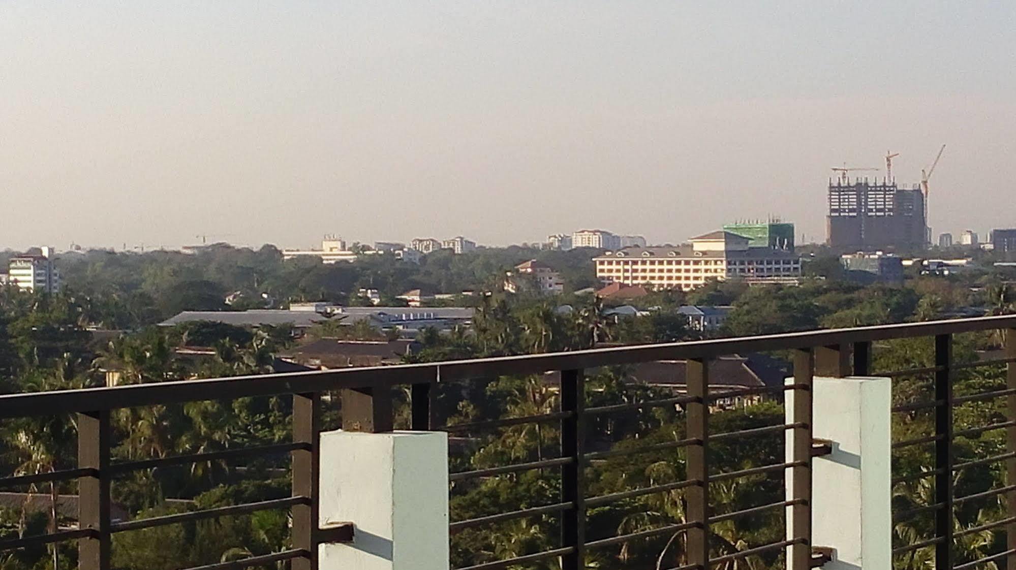 Silver Green Hotel Yangon Luaran gambar