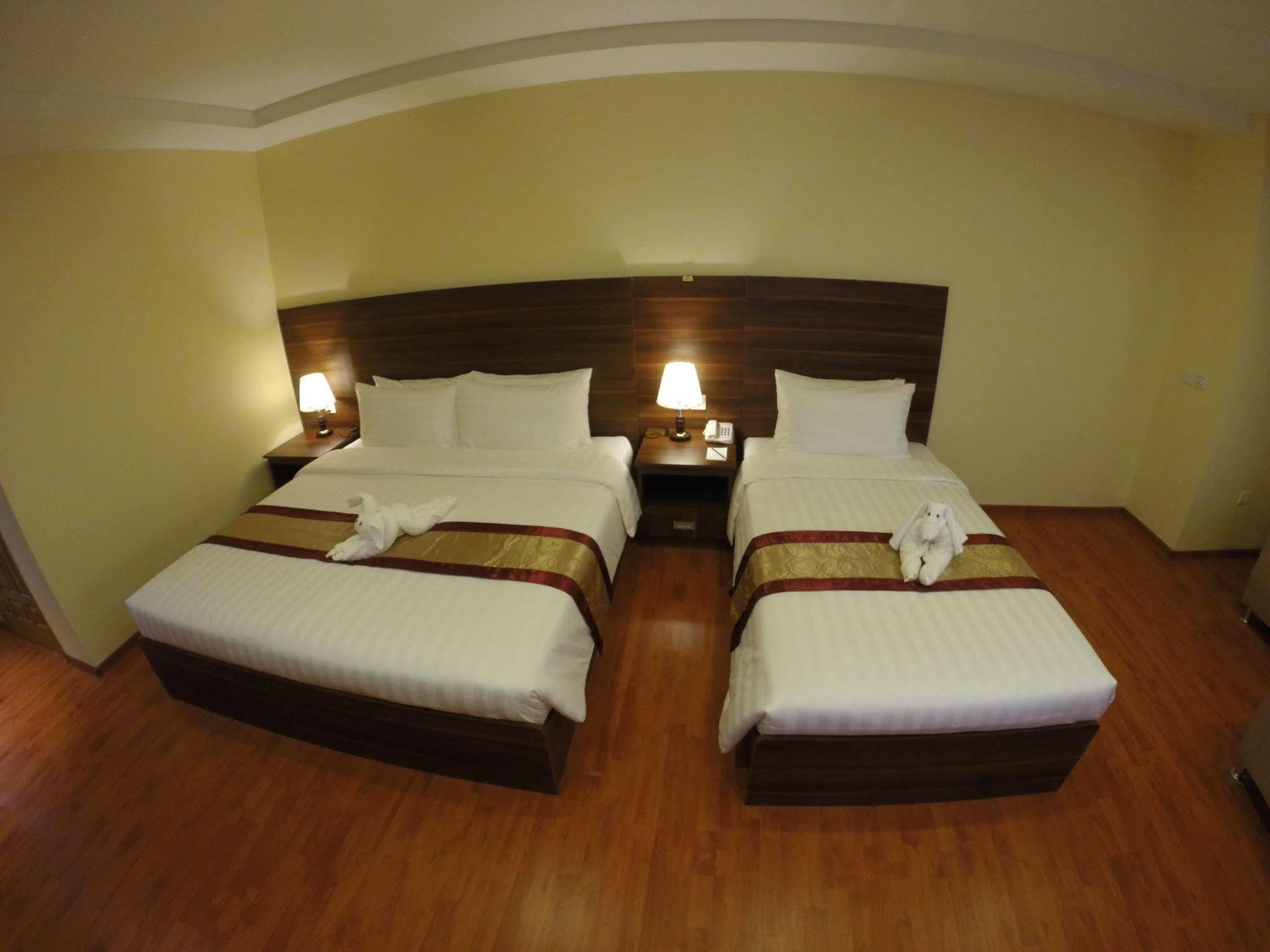 Silver Green Hotel Yangon Luaran gambar