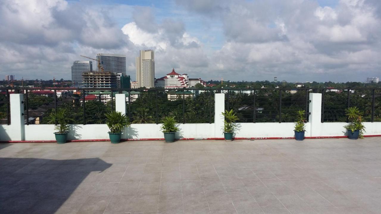Silver Green Hotel Yangon Luaran gambar